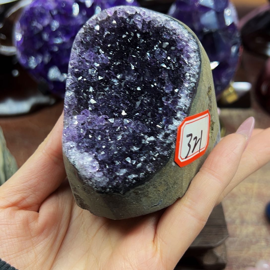 水晶大型摆件未镶嵌