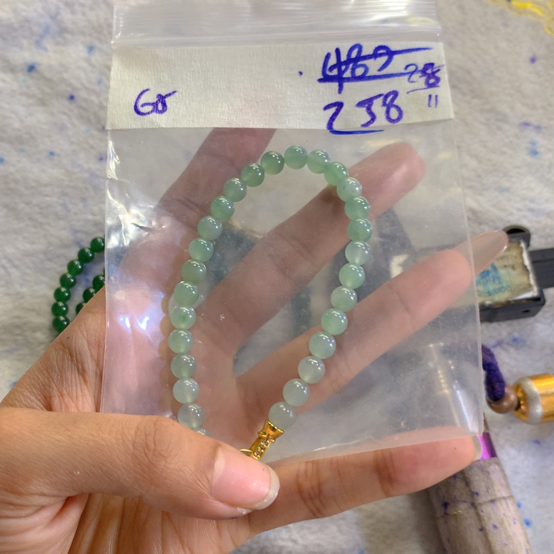 定制翡翠未镶嵌天然货缅甸翡翠多样性