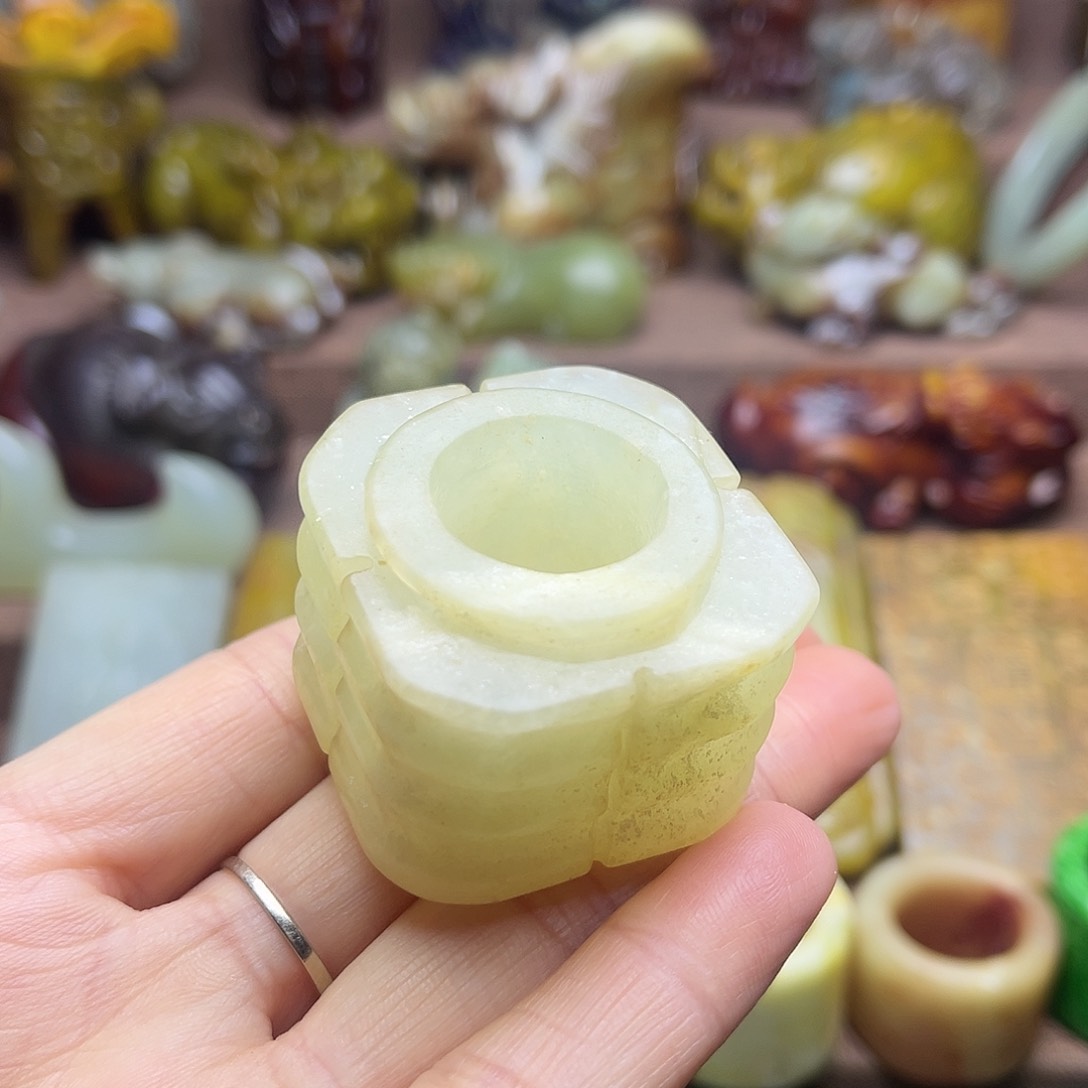 白玉菩提吊坠152。。