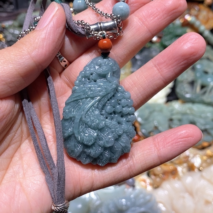 岫玉毛衣链未镶嵌