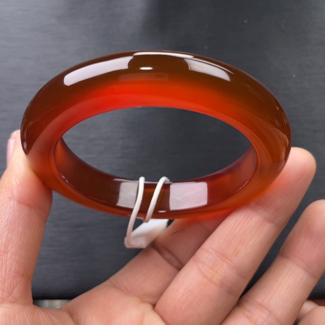 玛瑙/玉髓未镶嵌手镯54圈