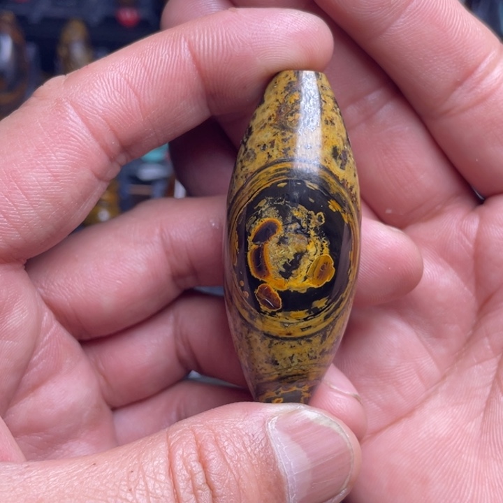 玛瑙/玉髓颈饰未镶嵌花*。