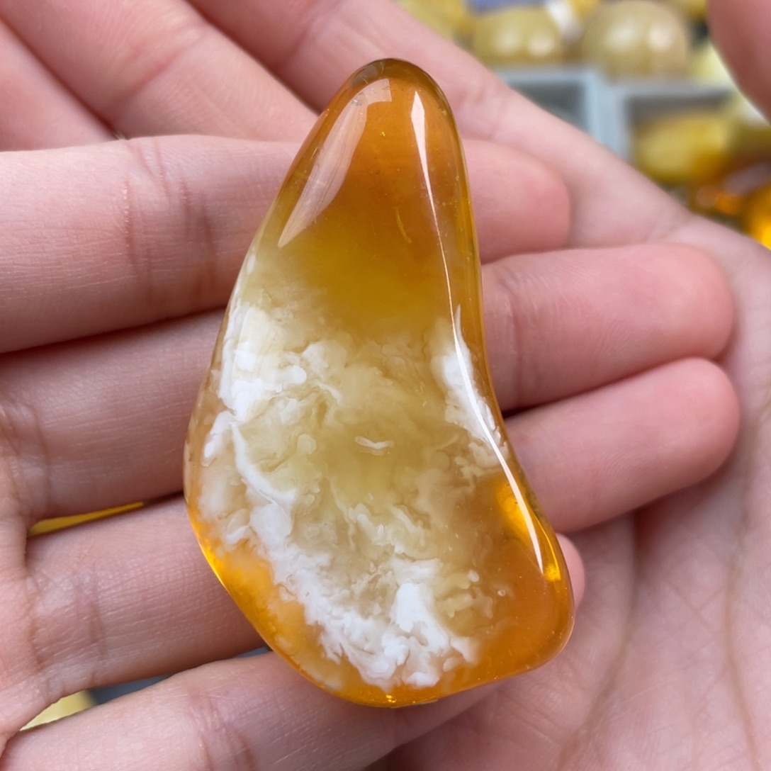 蜜蜡未镶嵌珠宝奇石微瑕