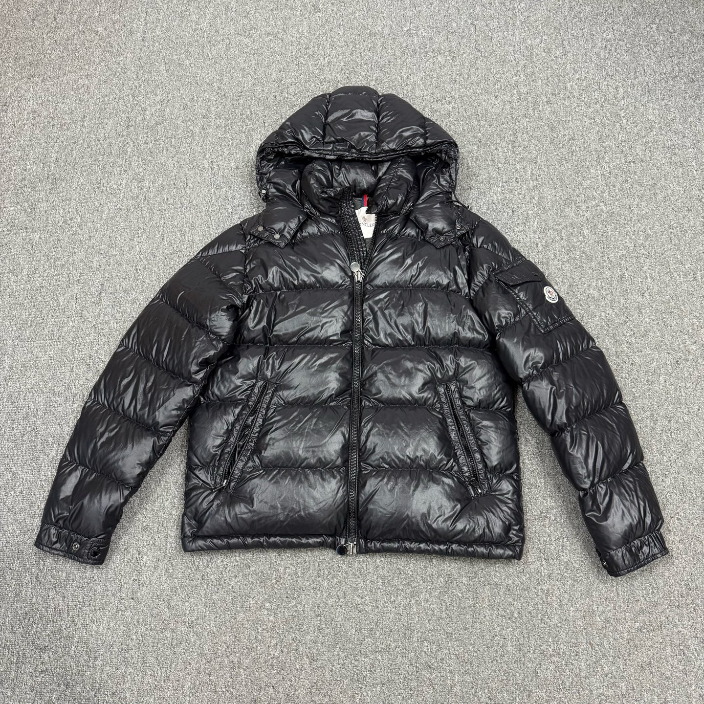 95新 MONCLER 17863548 Moncler蒙口 黑色maya羽绒服外套 3码95新