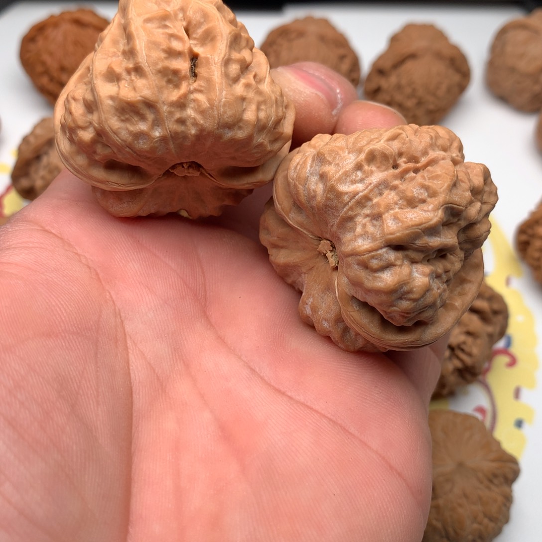 文玩核桃把件蛤蟆头43