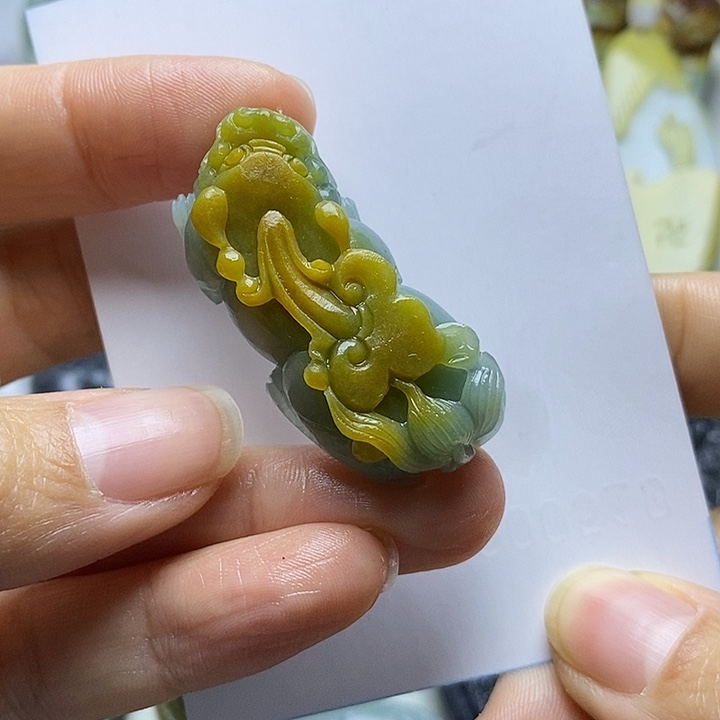 定制翡翠未镶嵌不**和毛货