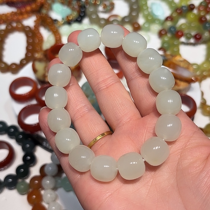 蛇纹石玉未镶嵌手串