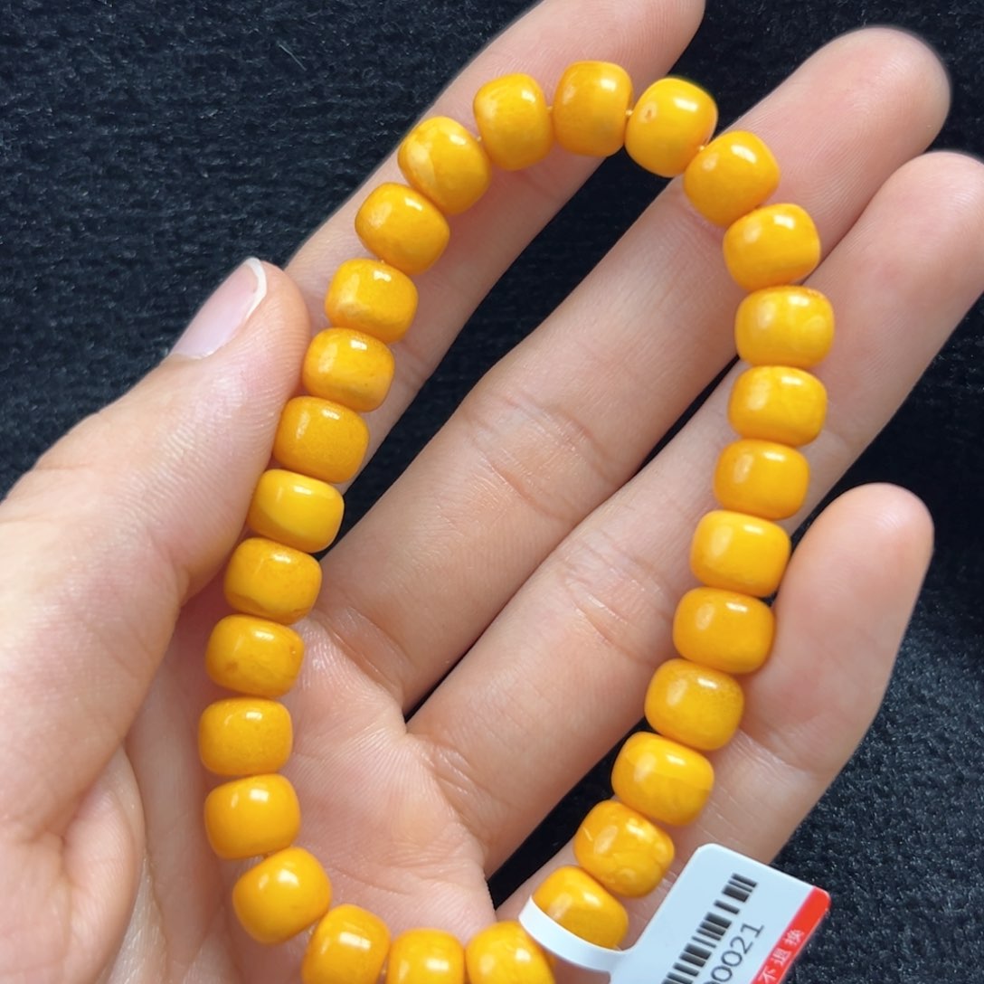 未镶嵌琥珀珠宝奇石