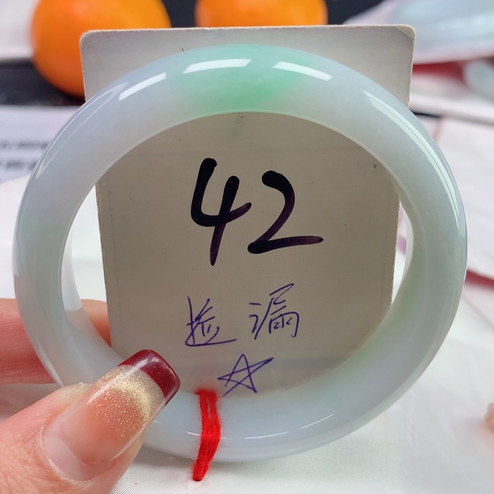 翡翠手镯未镶嵌天然翡翠56圈口