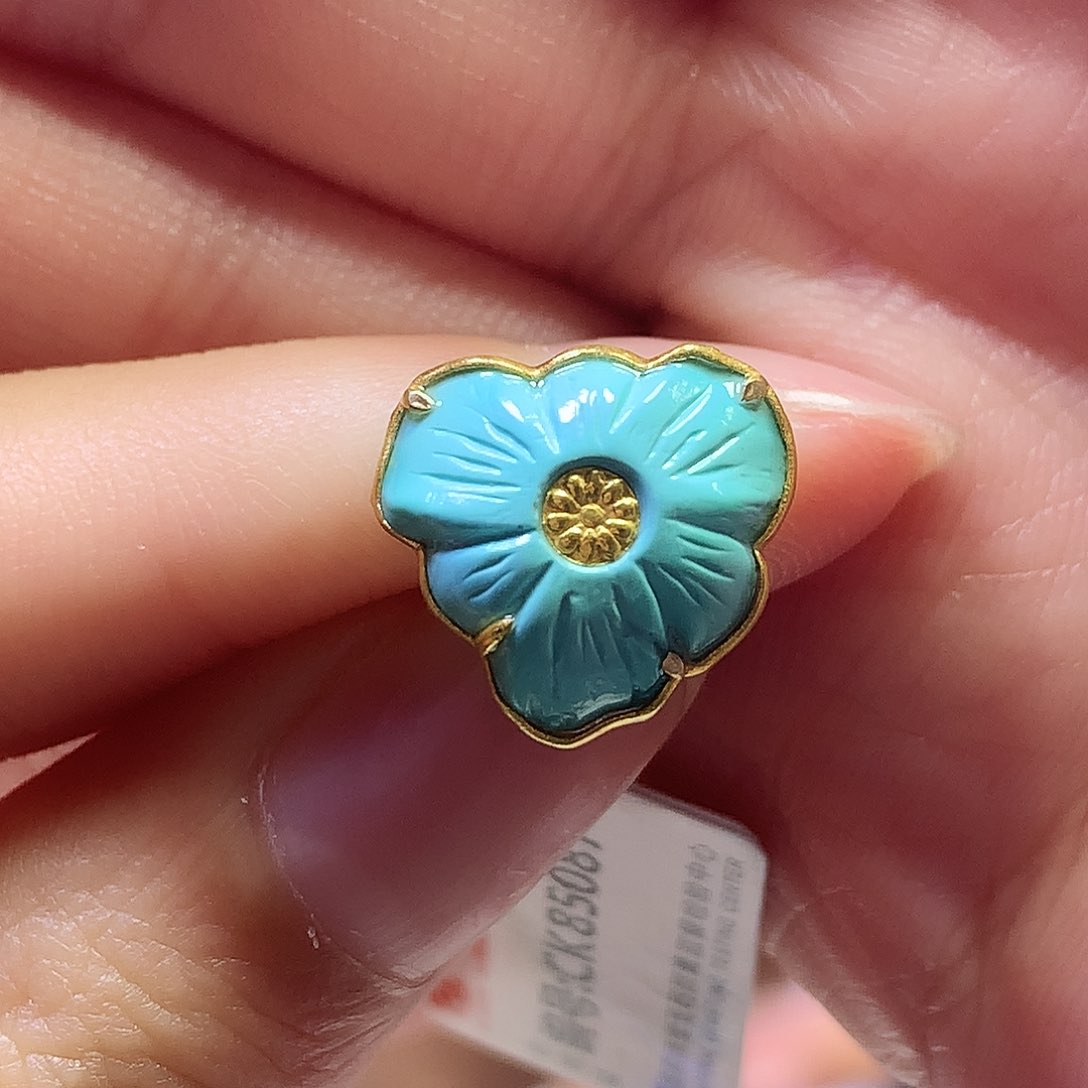 绿松石18K金镶嵌卡子