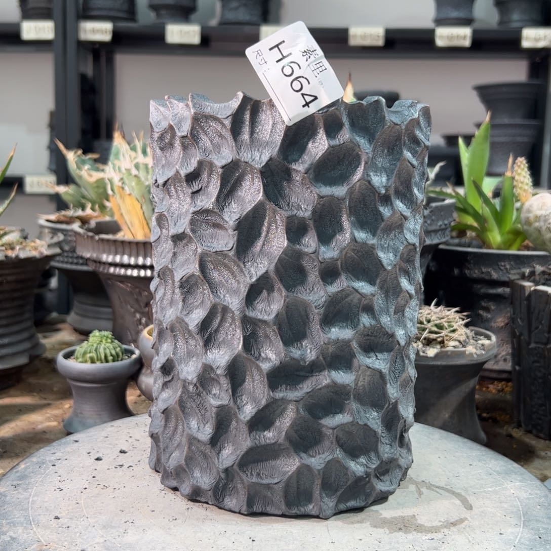 景德镇手工素里内口12.5高20瑕疵