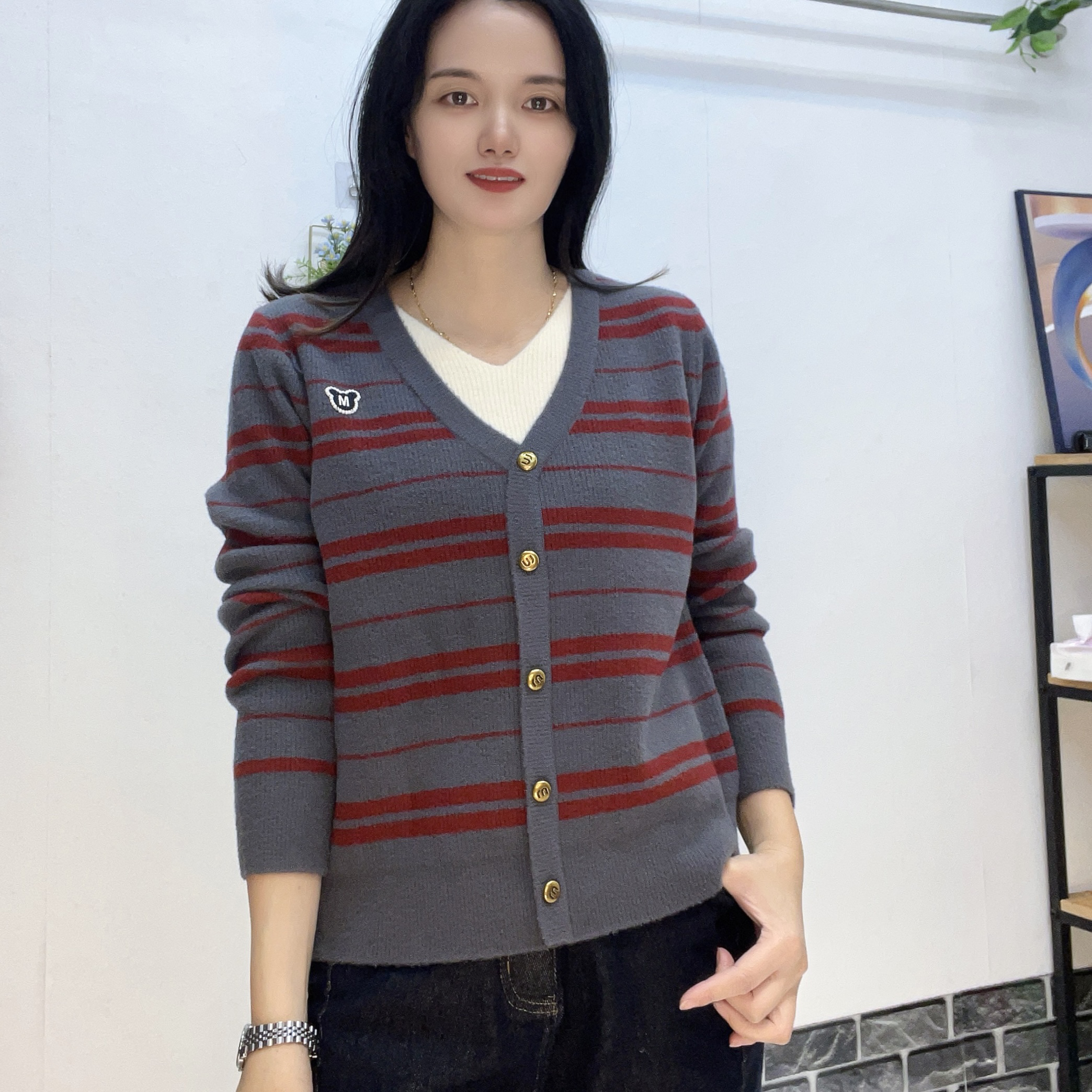 新款假两件毛衣2408