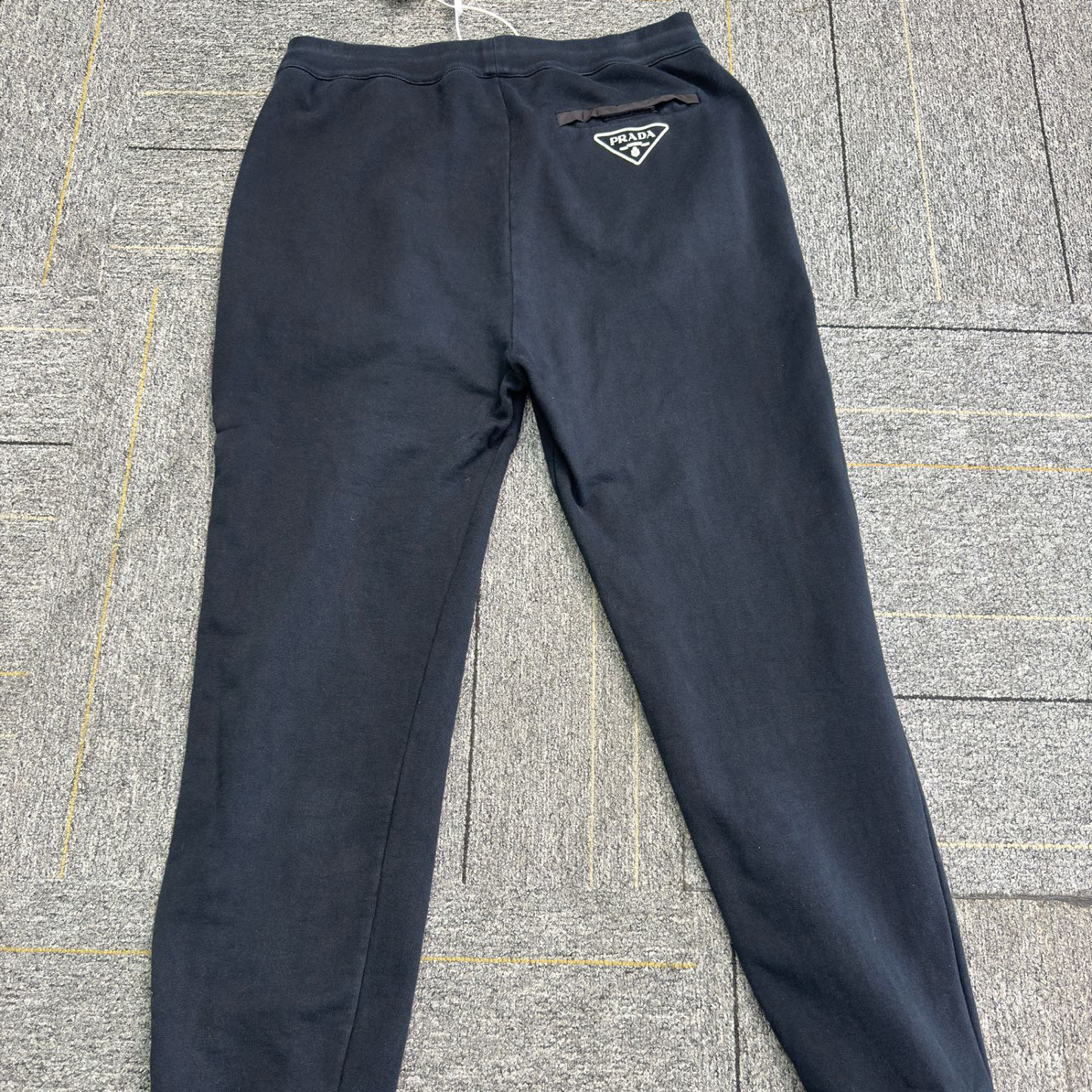 99新 Prada/普拉达 背后三角标黑色印花卫裤/L/工价12800/99新