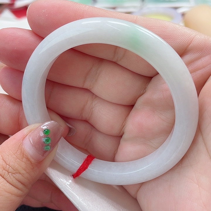翡翠手镯未镶嵌缅甸翡翠手镯56圈