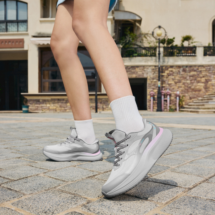 乔丹适行2跑步鞋女2026新款轻便缓震防滑综训运动鞋QDE182261818