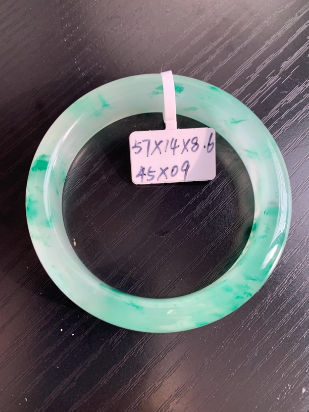 石英质玉非洲翠手镯