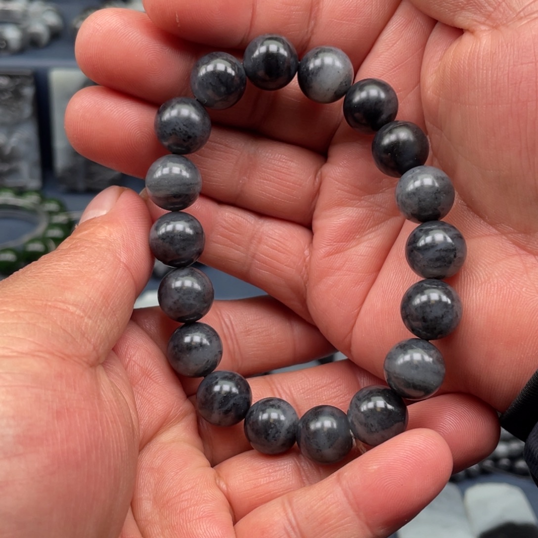 今***！和田玉未镶嵌把件