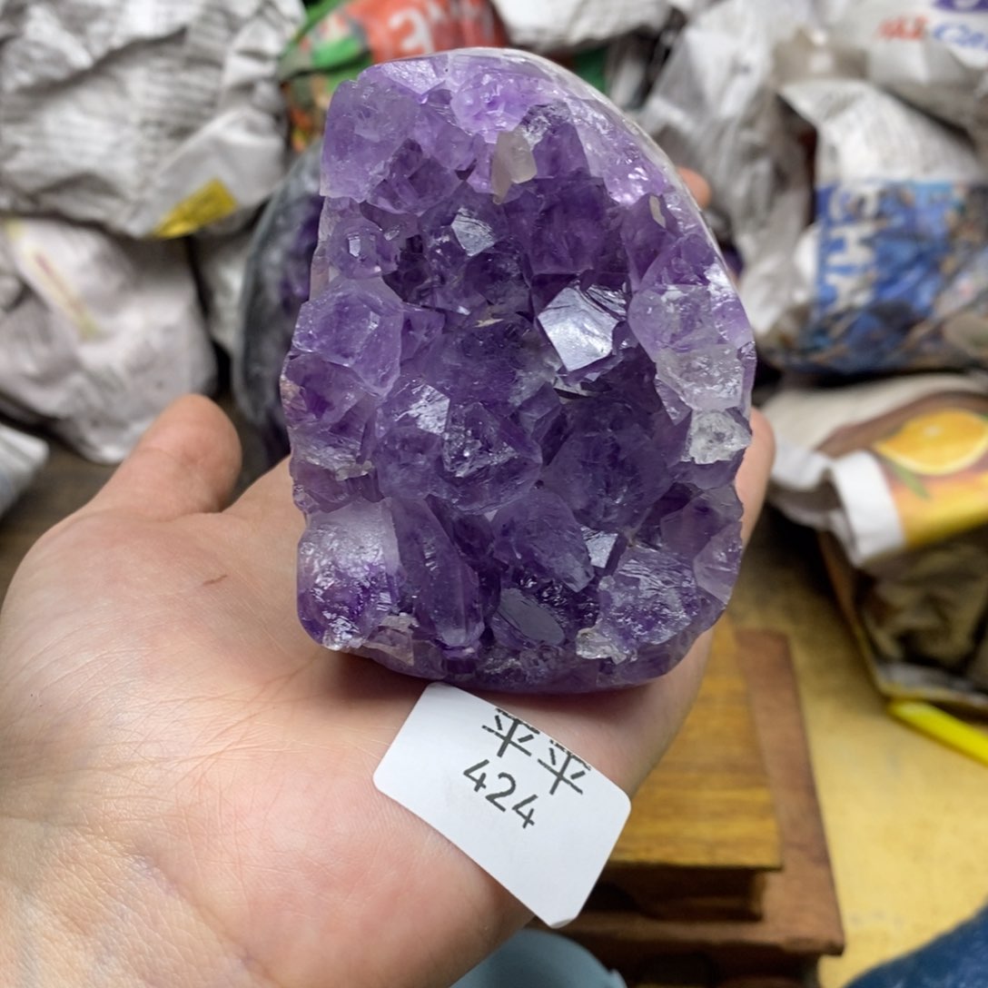 紫晶乌拉圭未镶嵌