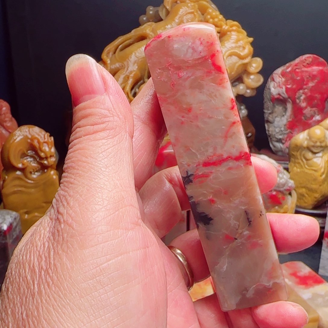 昌化石昌化鸡血石