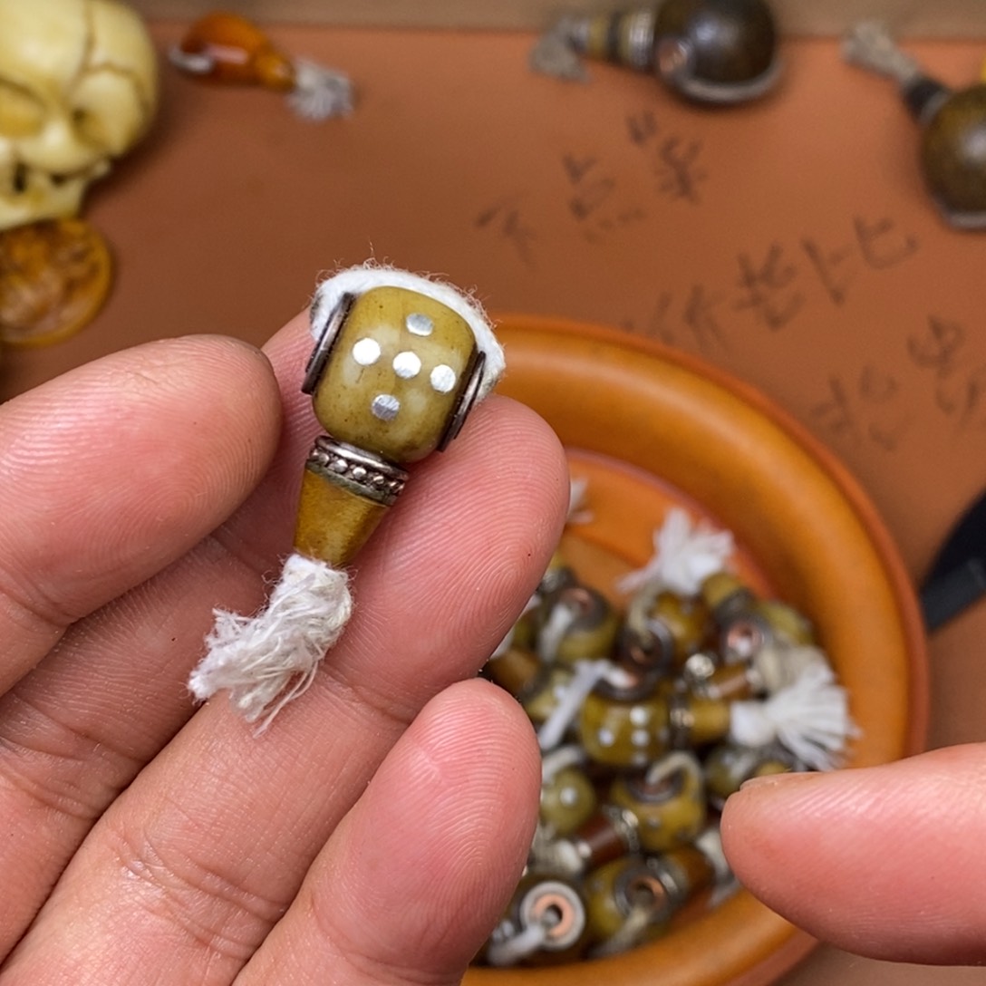 其他驼骨人红了样子