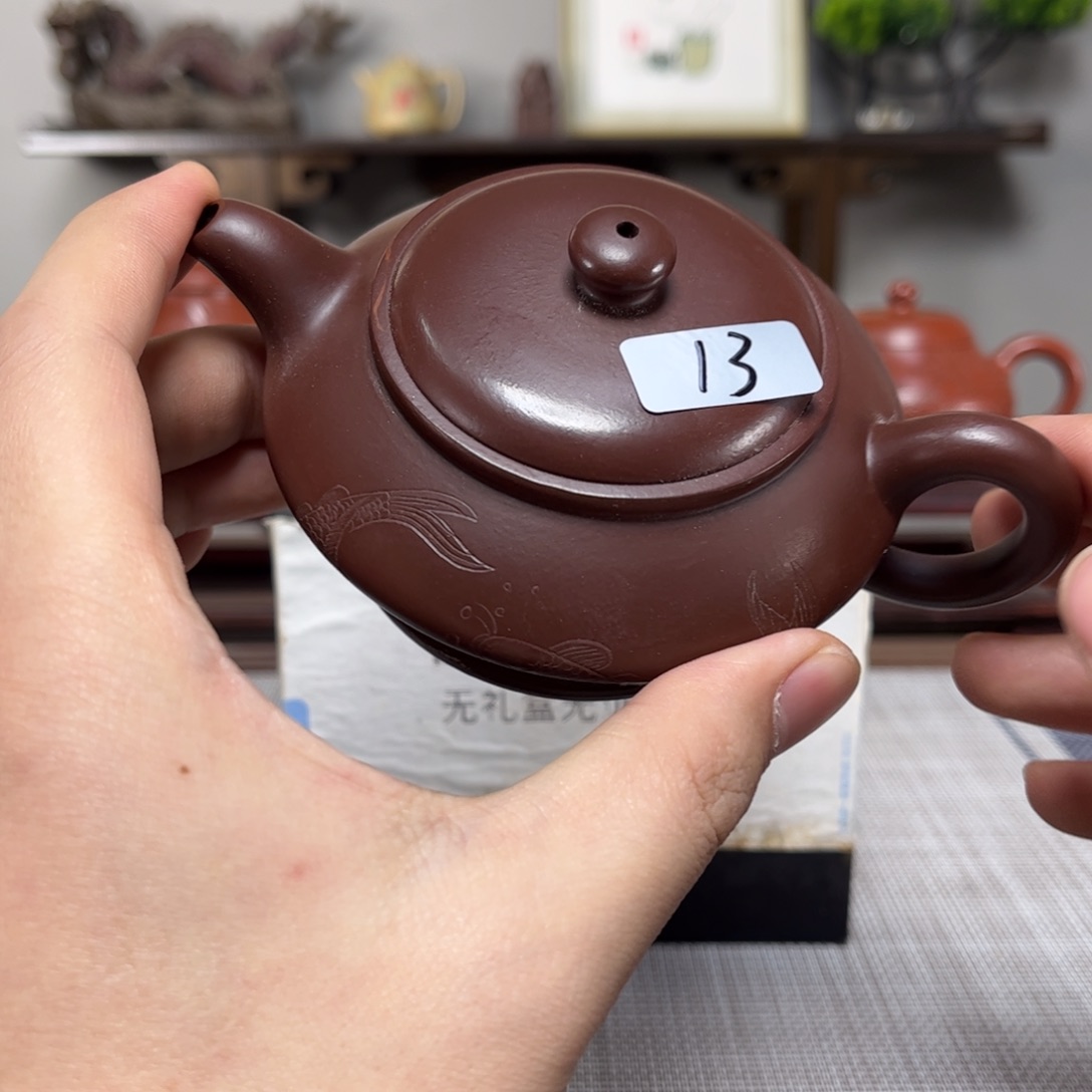 紫砂茶壶牛****功微瑕处理