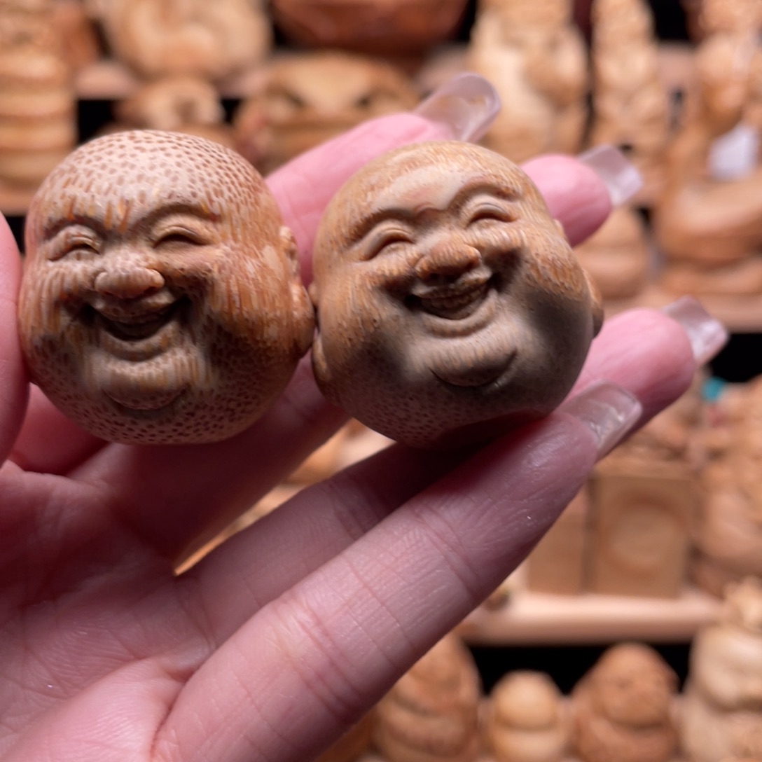 墨****竹雕作品弥勒手球