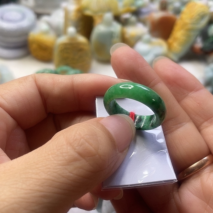 定制翡翠未镶嵌天然翡翠