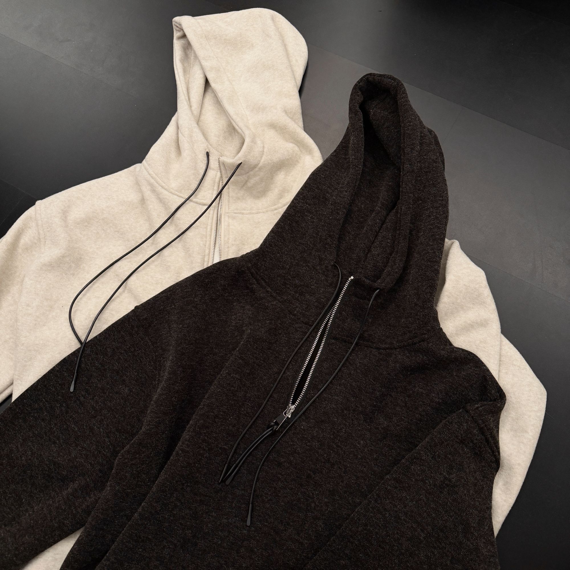 胡贰样「皮绳卫衣」微胖大码宽松慵懒风加绒连帽拉链卫衣