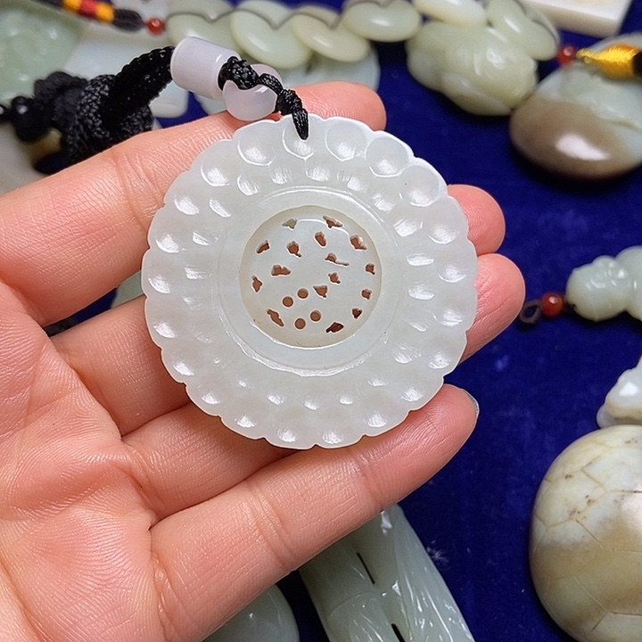 吊坠(不含链)未镶嵌和田玉@****好