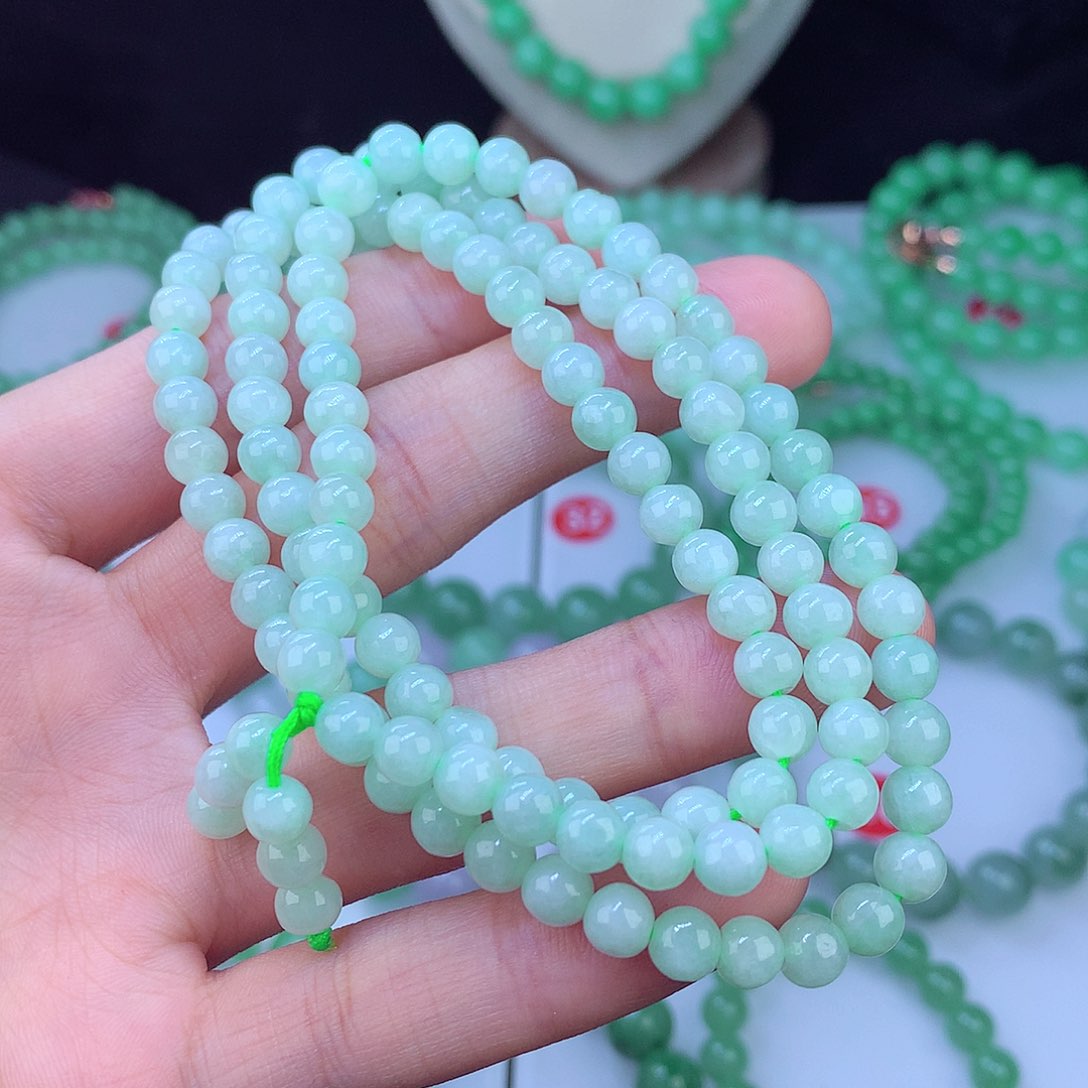 翡翠毛衣链未镶嵌