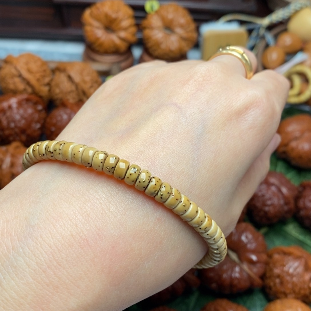 文玩核桃吊坠a**a数星星