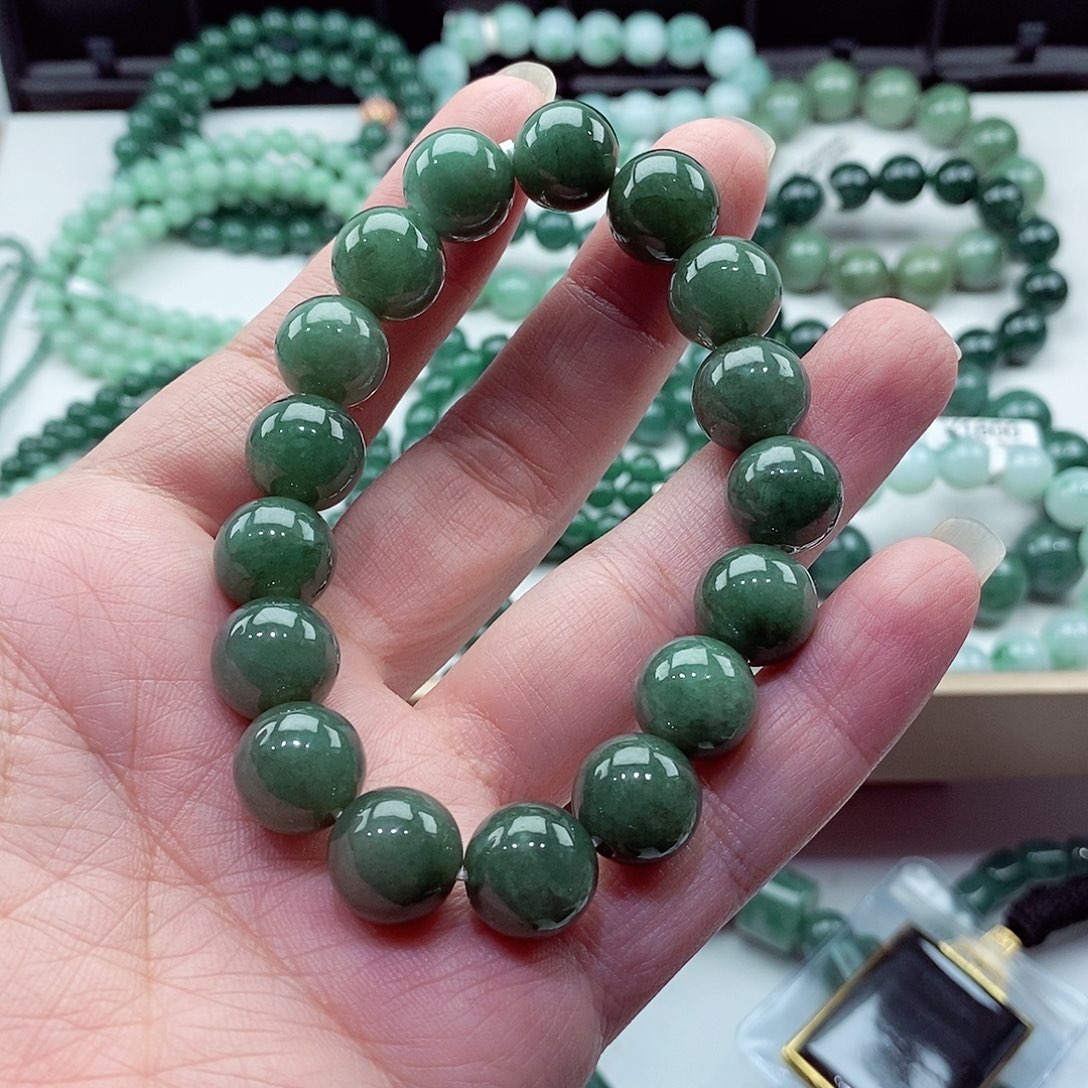 毛衣链未镶嵌翡翠