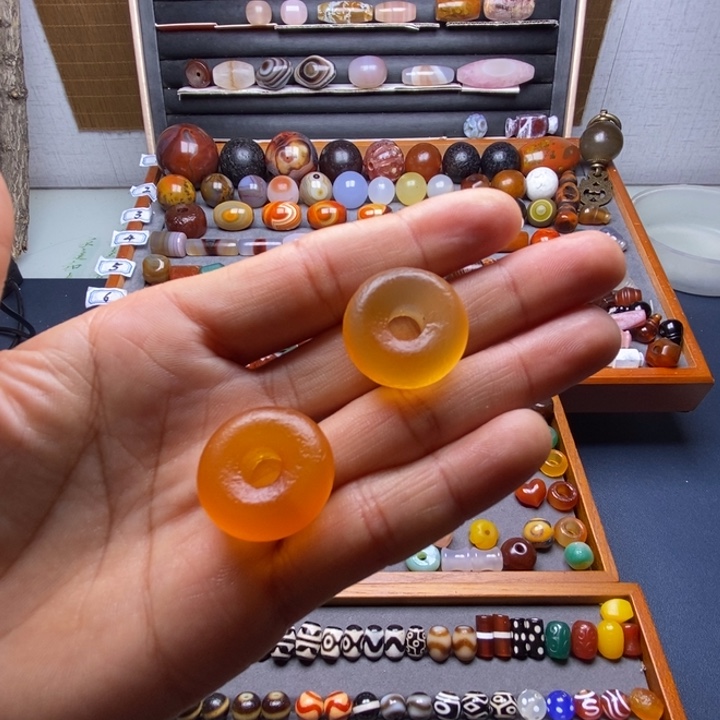 天***星玛瑙/玉髓未镶嵌巴西玛瑙饰品桶珠