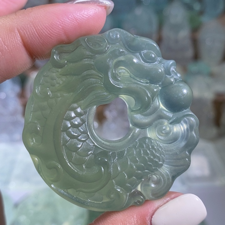岫玉未镶嵌吊坠吊坠