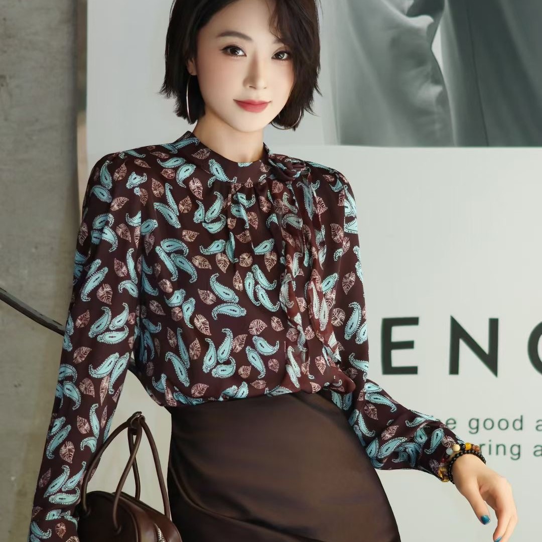 〖铃铛精选〗2599花朵时尚衬衣