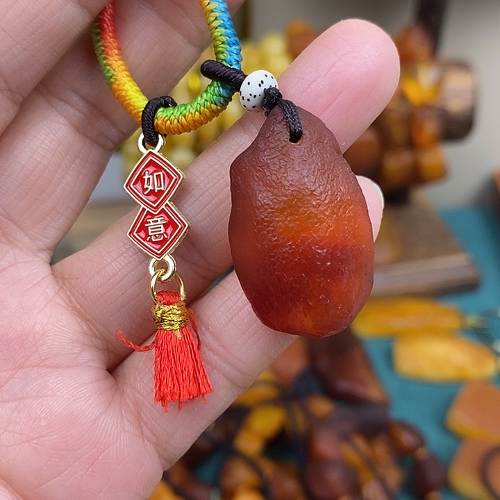 蜜蜡未镶嵌颈饰钥匙扣