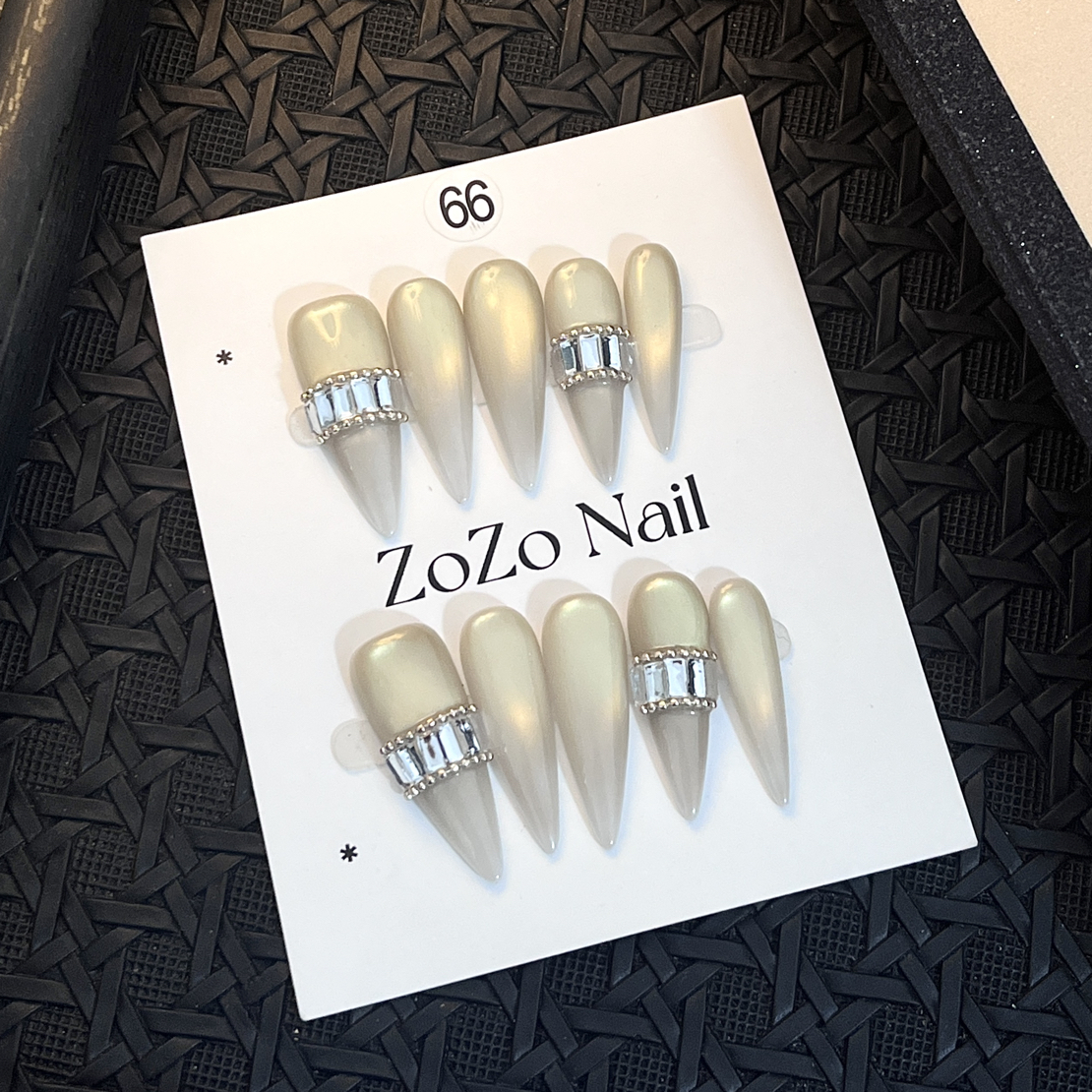 【月华凝露 编号66】拍下备注甲型，无备注发默认甲型