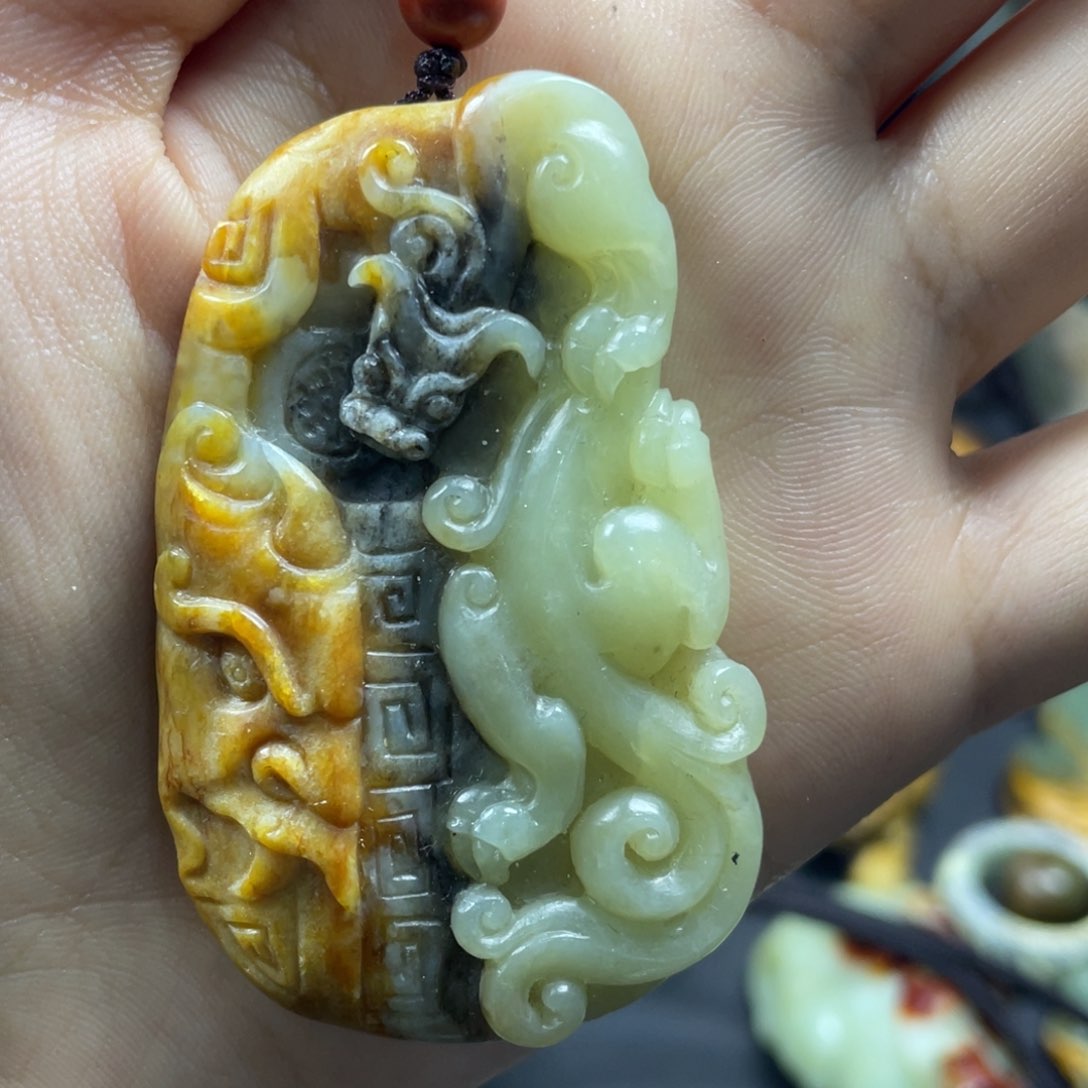 岫岩河磨玉（透闪石质玉）手链未镶嵌