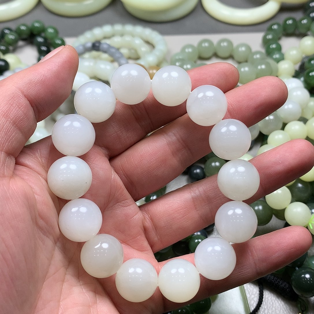 和田玉手链未镶嵌