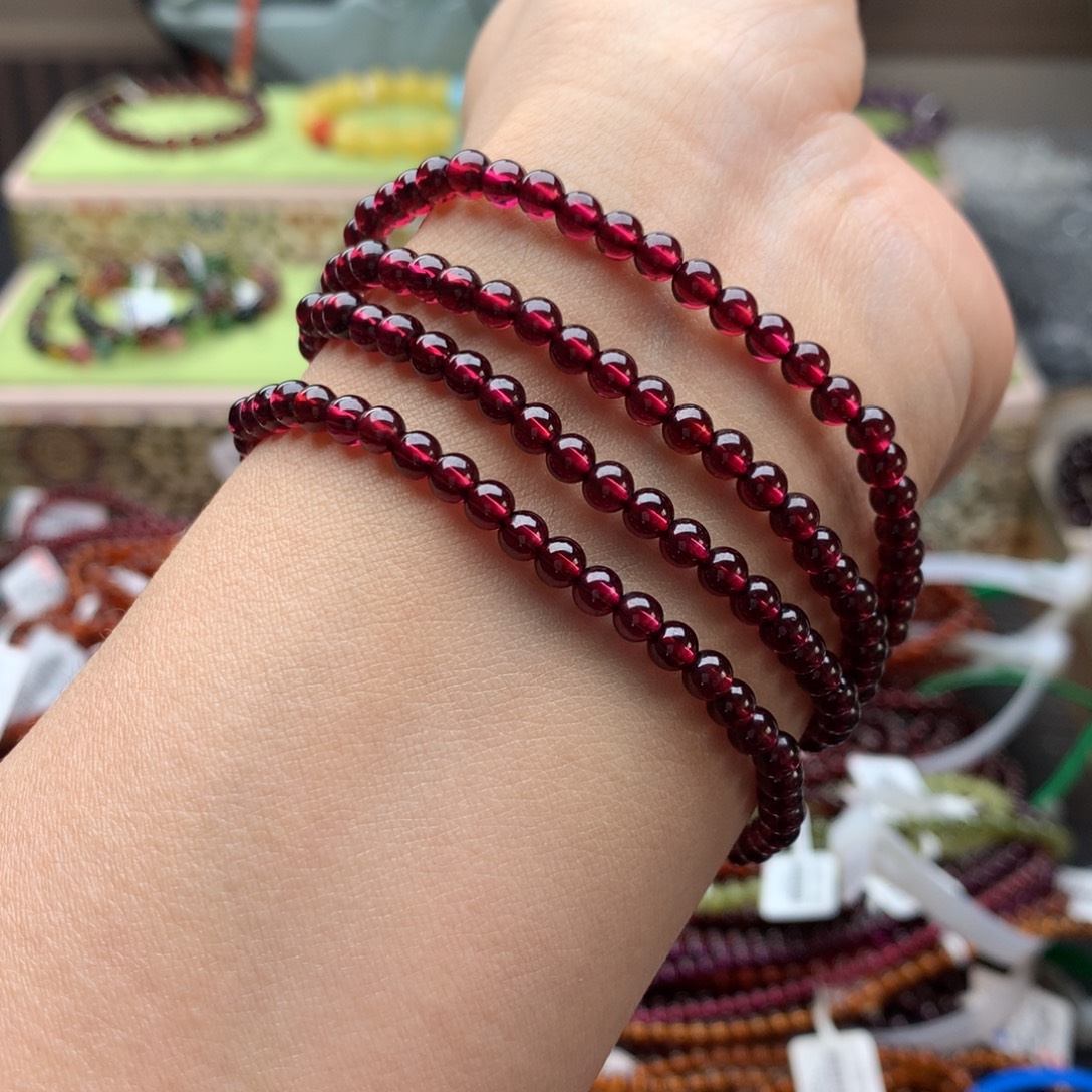 手串未镶嵌石榴石手串4.3