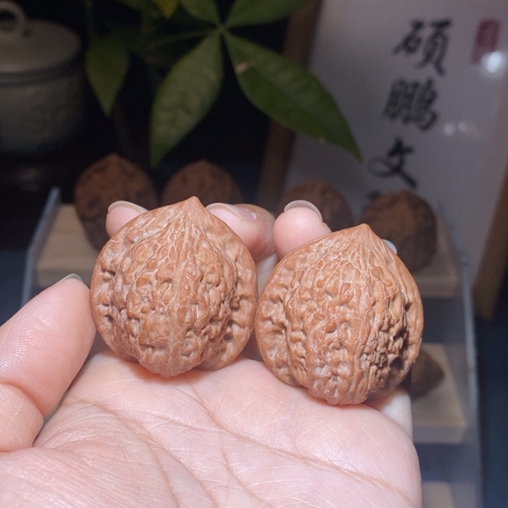 文玩核桃吊坠七步沟