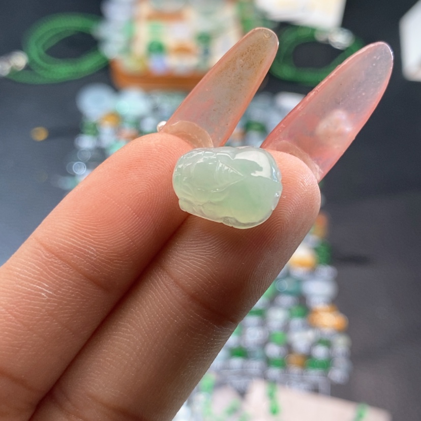 【闪购商品】翡翠挂件未镶嵌貔貅