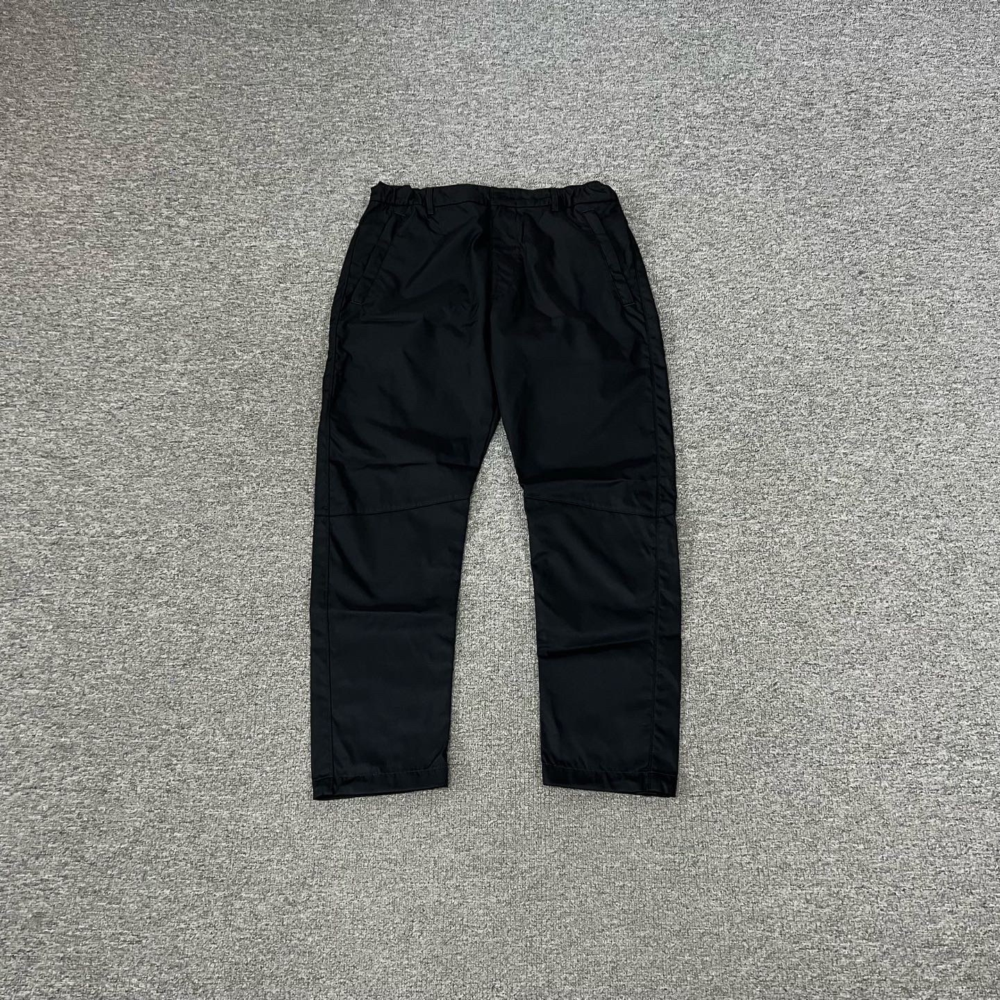 99新 Prada/普拉达  三角标再生尼龙休闲长裤 48码 99新