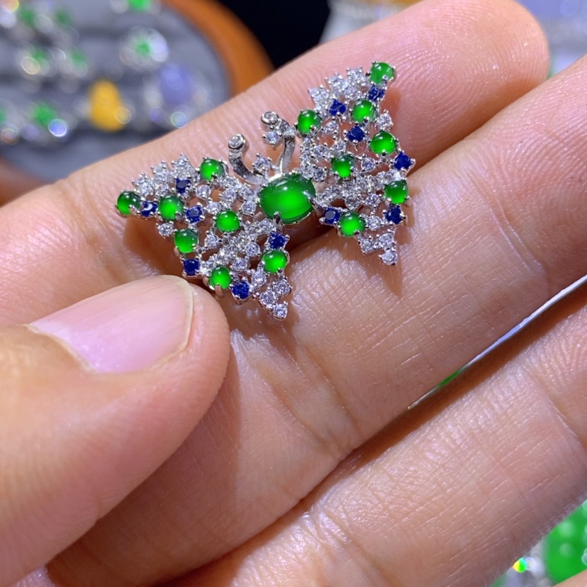 【闪购商品】翡翠挂件银S925镶嵌天然翡翠