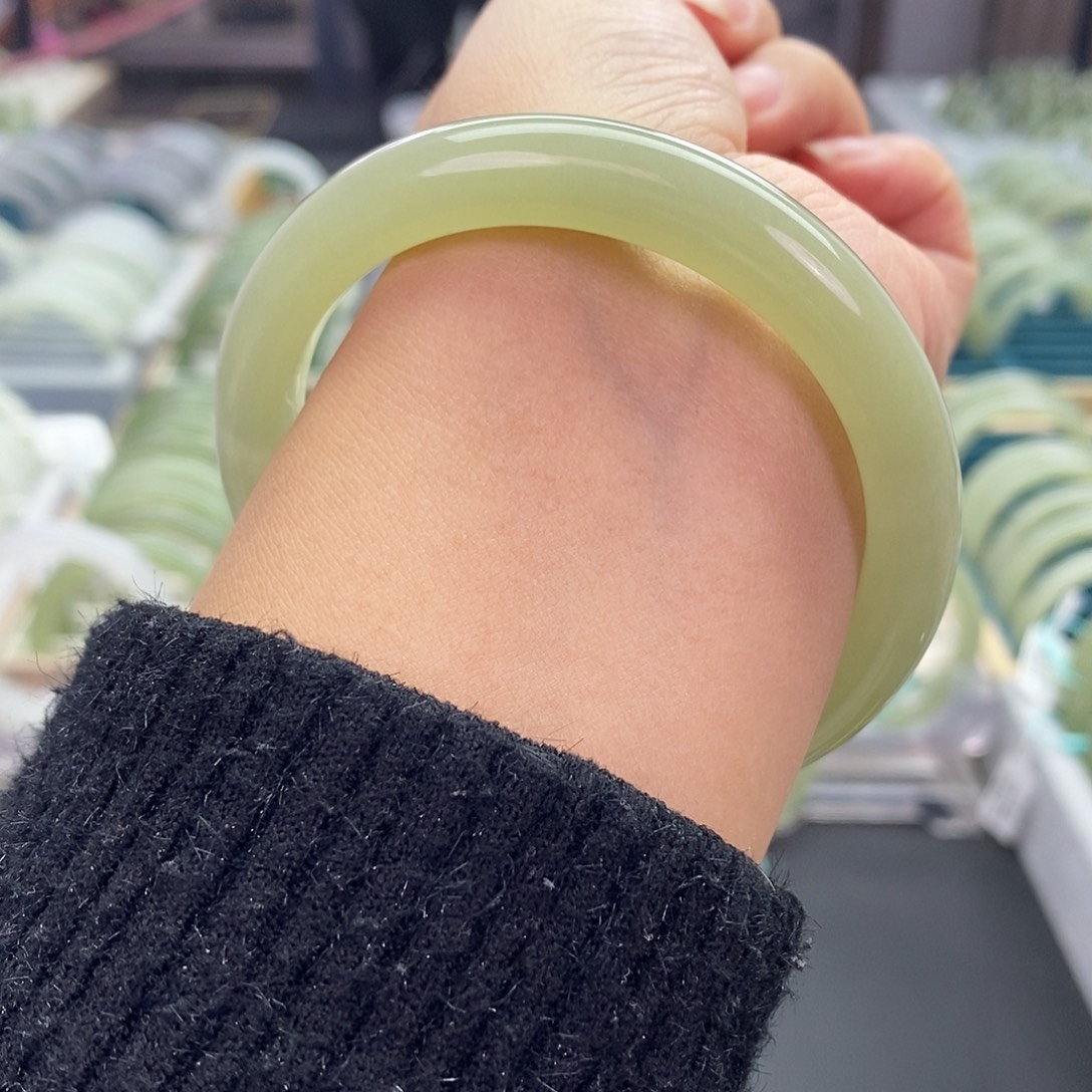 和田玉未镶嵌珠宝奇石和田玉手镯59.60