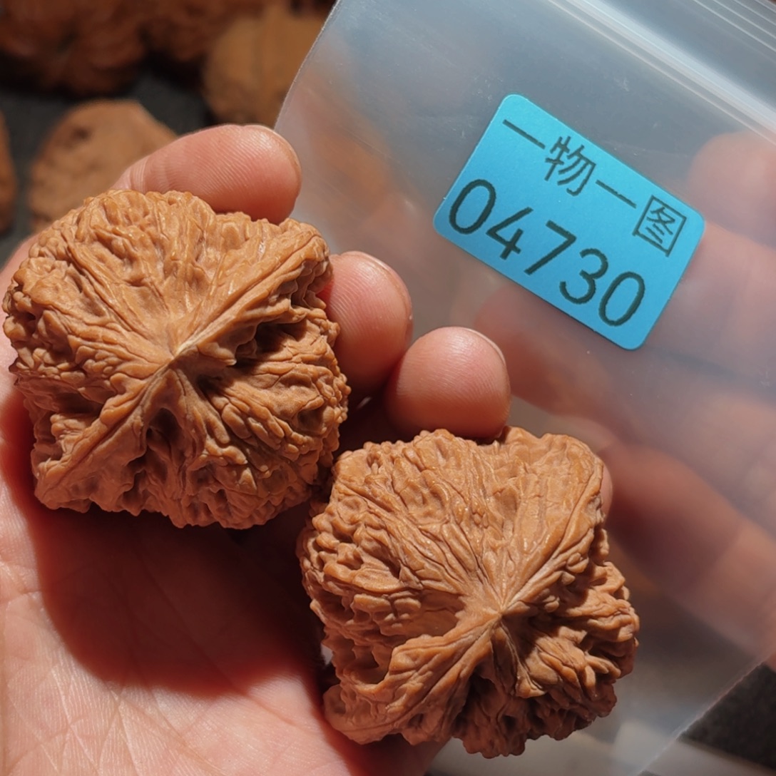 文玩核桃把件南疆
