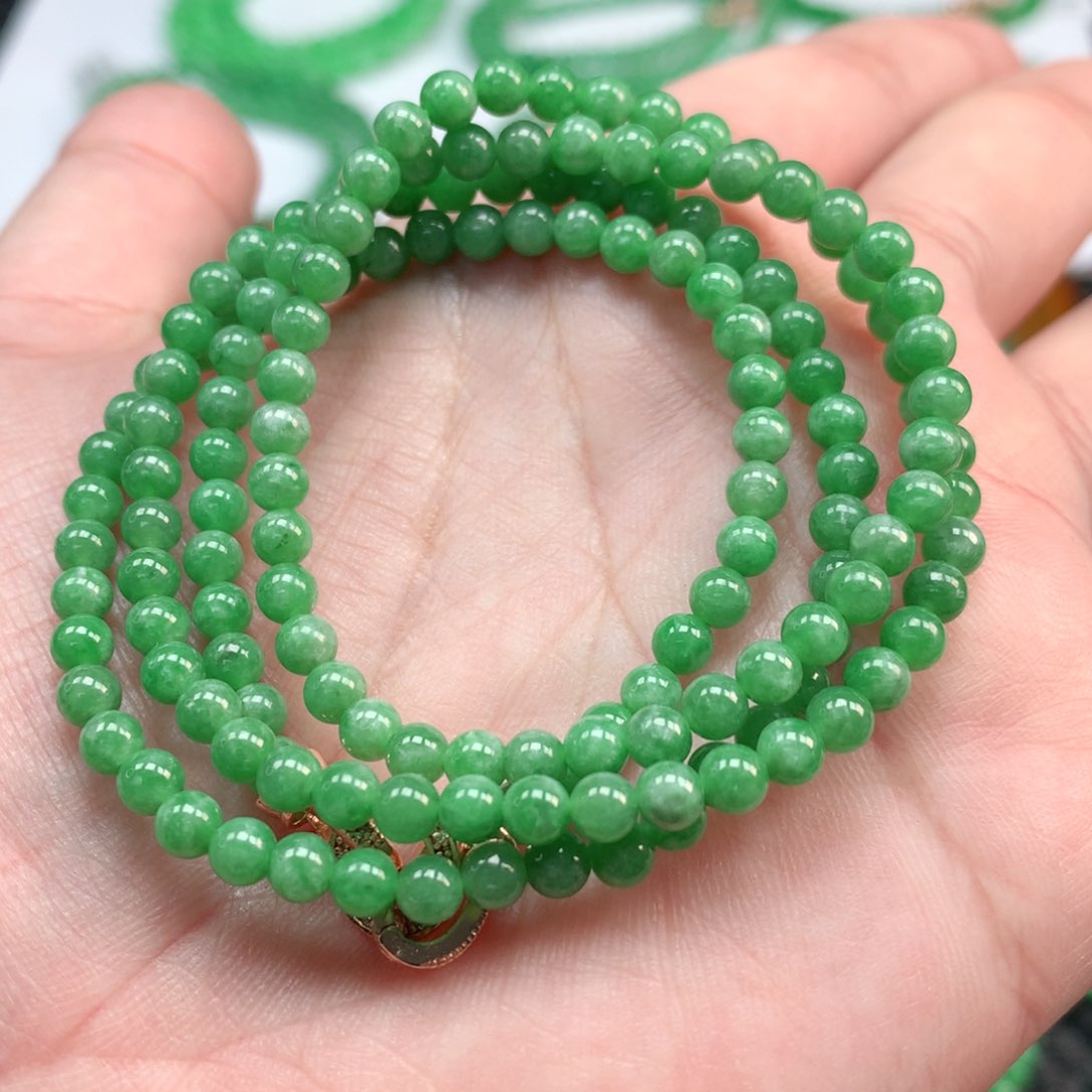 翡翠手链未镶嵌翡翠