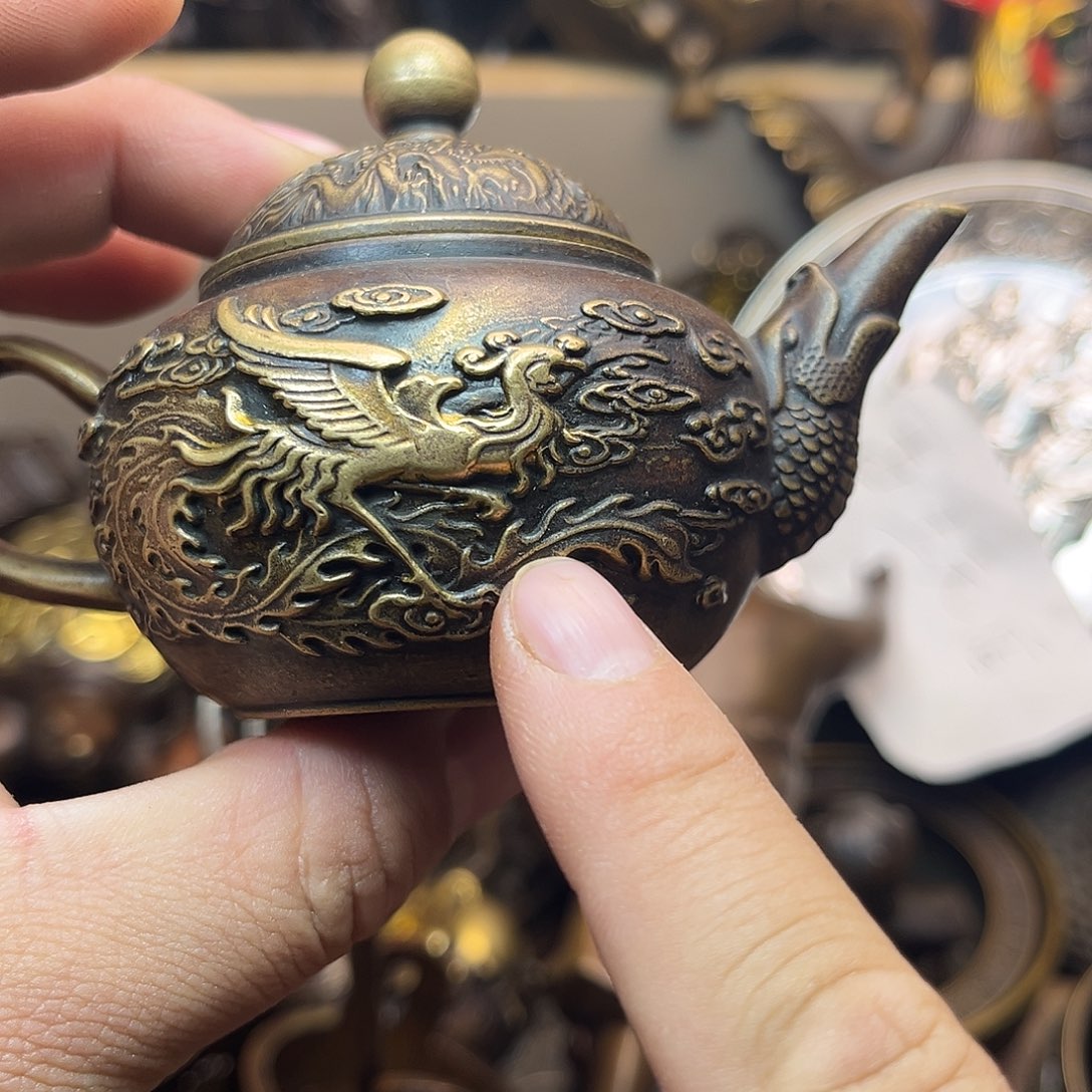 精美铜器工艺品等