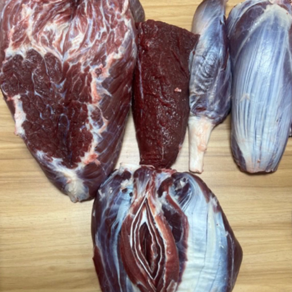 1号  散养土黄牛肉   称重改价  起拍四斤包邮