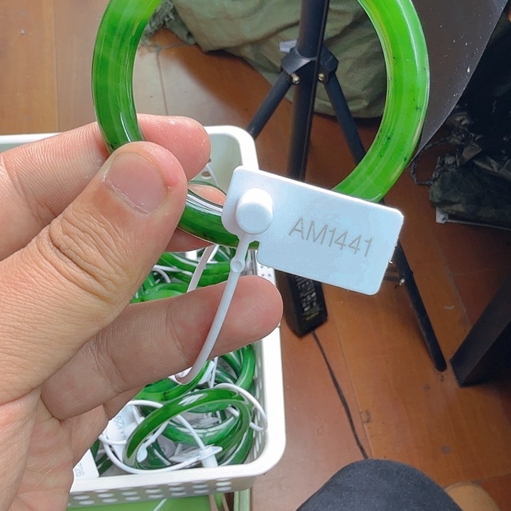 和田玉（碧玉）手镯未镶嵌54